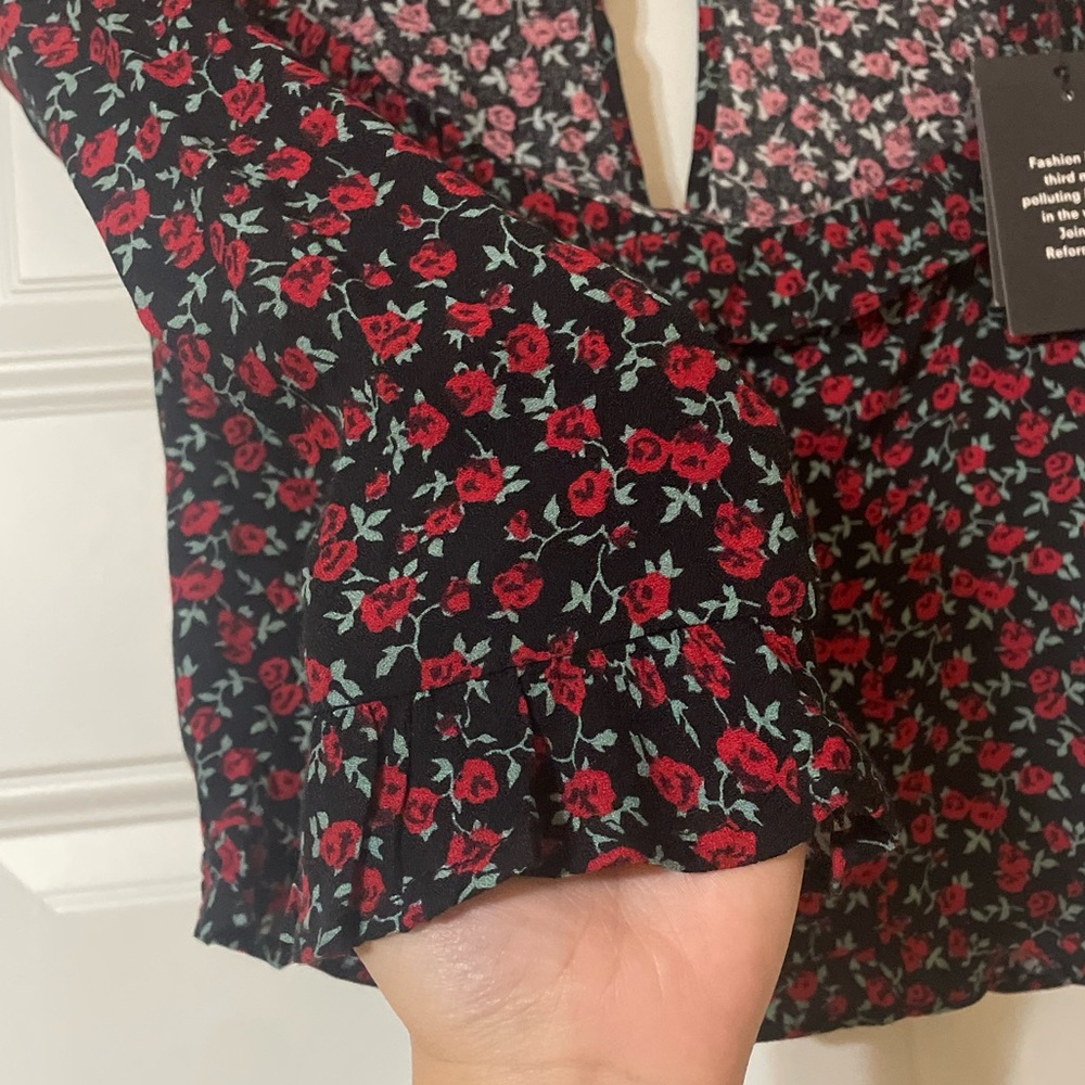 Reformation Barb Top in Mable Size 2 Floral Cropped Cottagecore Dark Academia - Picture 10 of 14